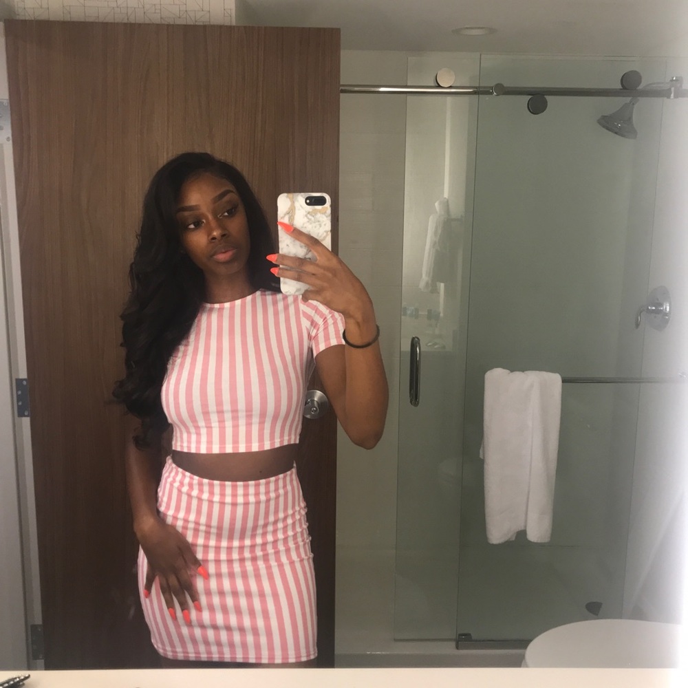 Meet your Posher, Destiny